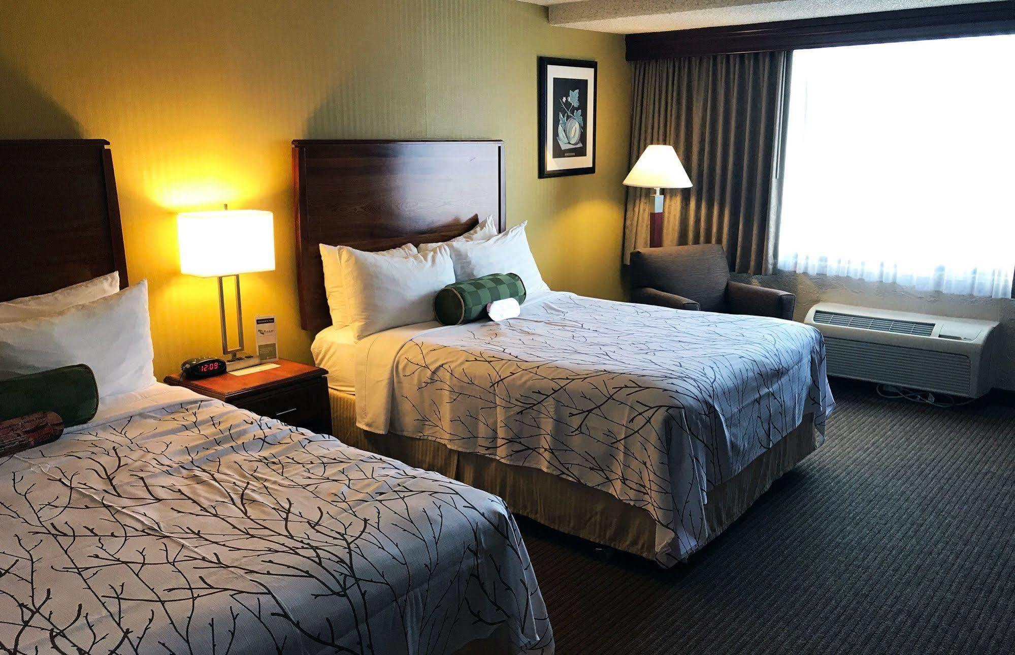 Executive Inn By The Space Needle Сиэтл Экстерьер фото