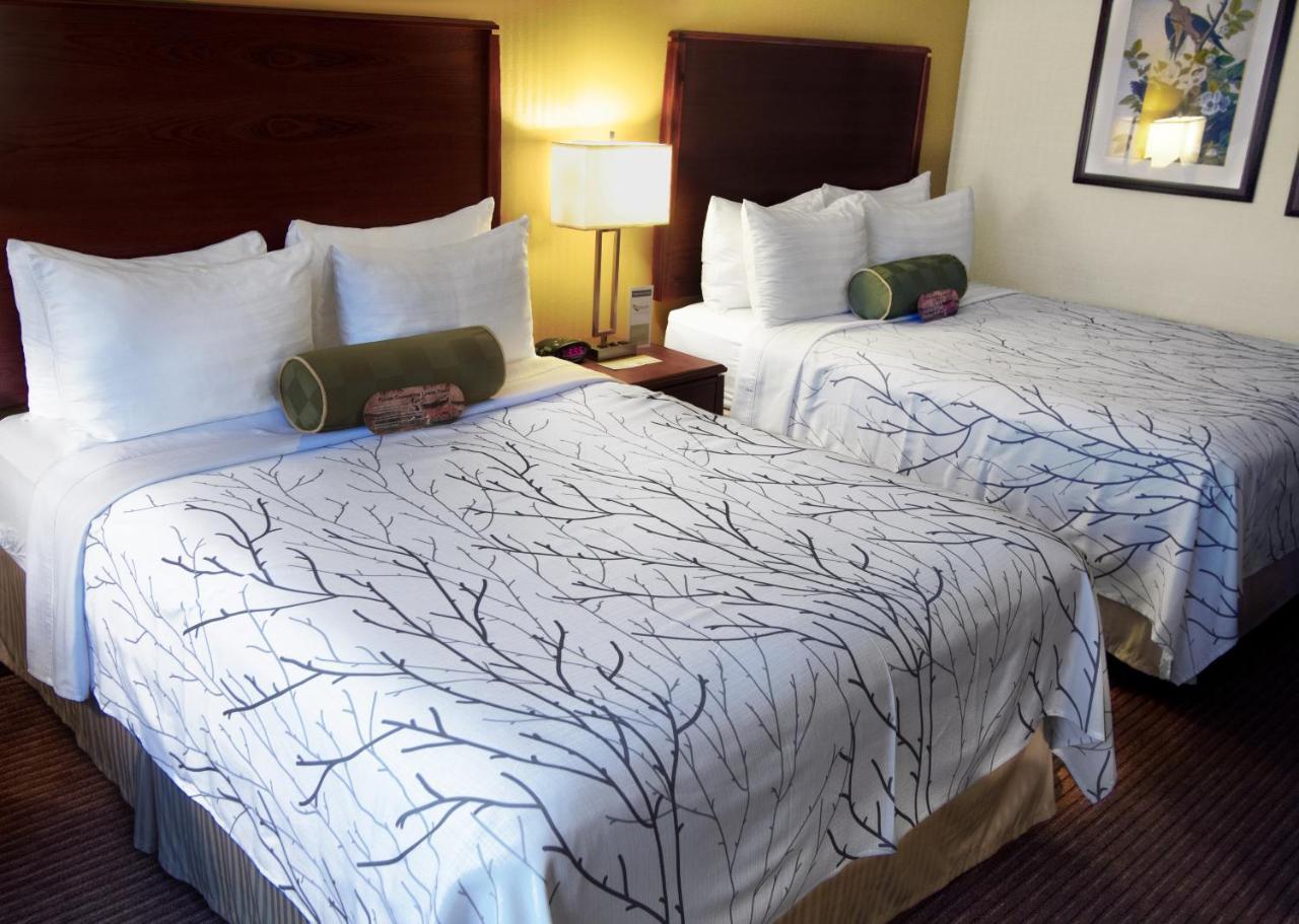 Executive Inn By The Space Needle Сиэтл Экстерьер фото
